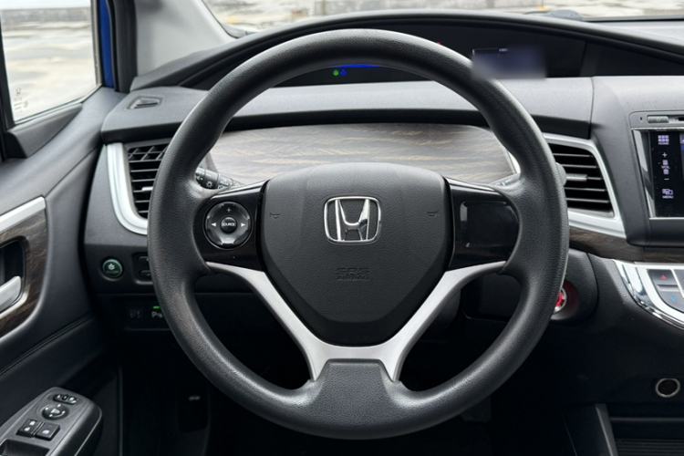 Used Honda Jade 2017 1.8L automatic Comfort version 5 seats Interior 5