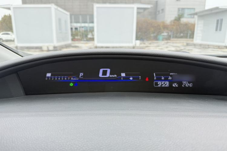 Used Honda Jade 2017 1.8L automatic Comfort version 5 seats Interior 6