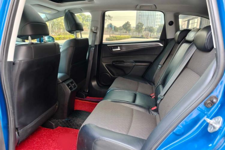 Used Honda Jade 2017 1.8L automatic Comfort version 5 seats Interior 7