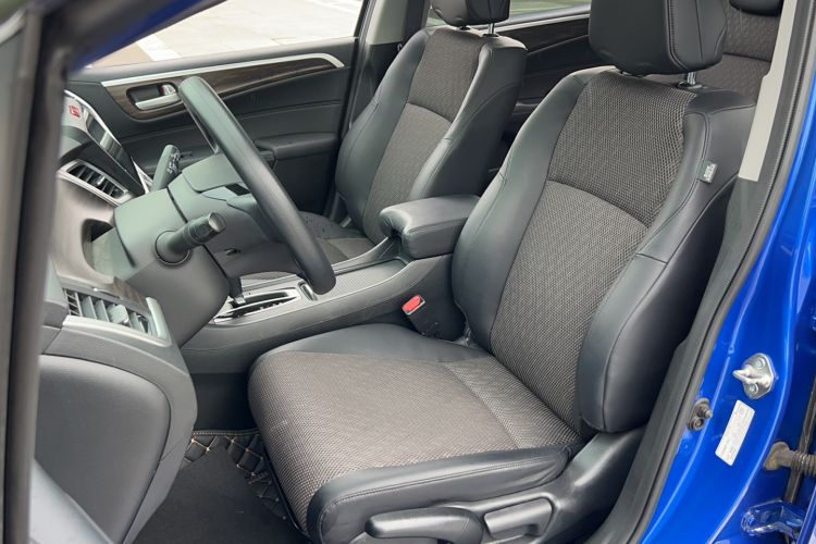 Used Honda Jade 2017 1.8L automatic Comfort version 5 seats Left Front Seat