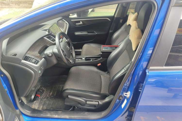 Used Honda Jade 2017 1.8L automatic Comfort version 5 seats Left Front Seat