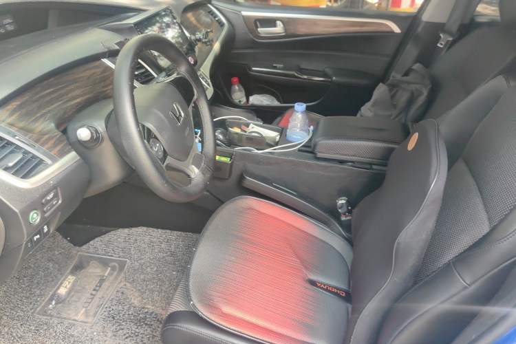 Used Honda Jade 2017 1.8L automatic Comfort version 5 seats Left Front Seat