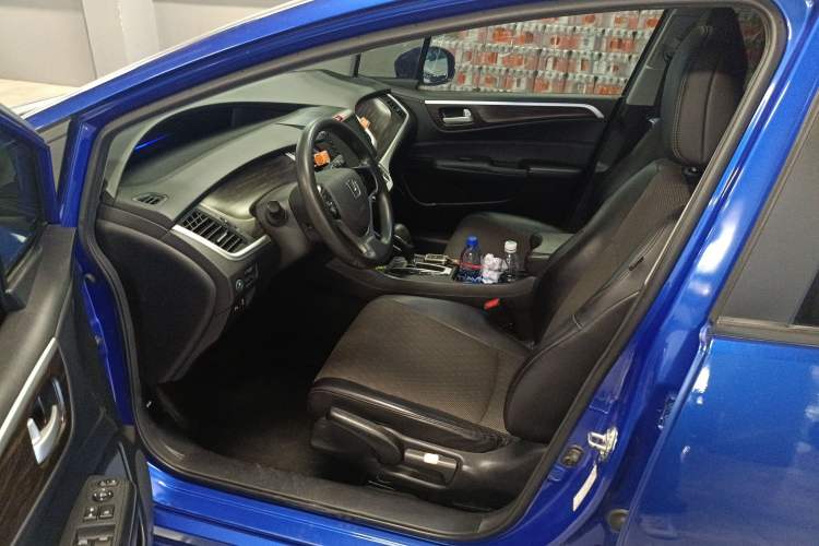 Used Honda Jade 2017 1.8L automatic Comfort version 5 seats Left Front Seat