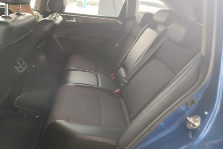 Used Honda Jade 2017 1.8L automatic Comfort version 5 seats Left Rear Seat