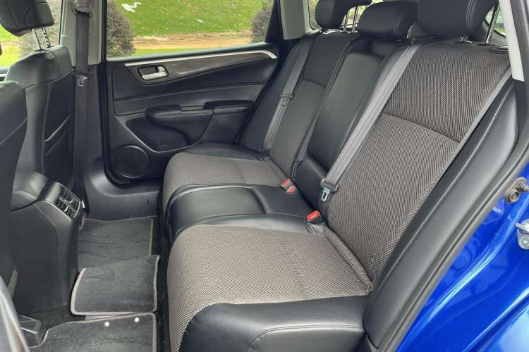 Used Honda Jade 2017 1.8L automatic Comfort version 5 seats Left Rear Seat