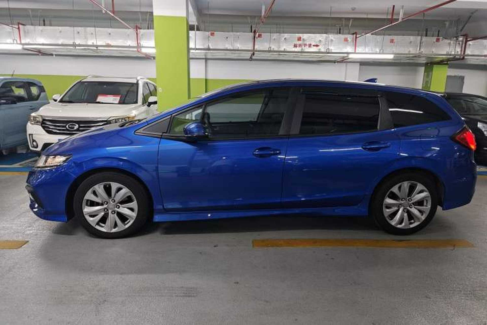 Used Honda Jade 2017 1.8L automatic Comfort version 5 seats Left Side