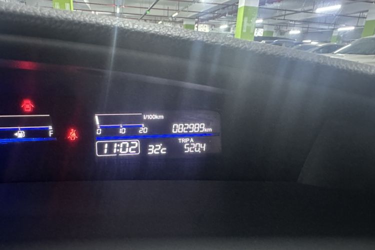 Used Honda Jade 2017 1.8L automatic Comfort version 5 seats Odometer Close Up