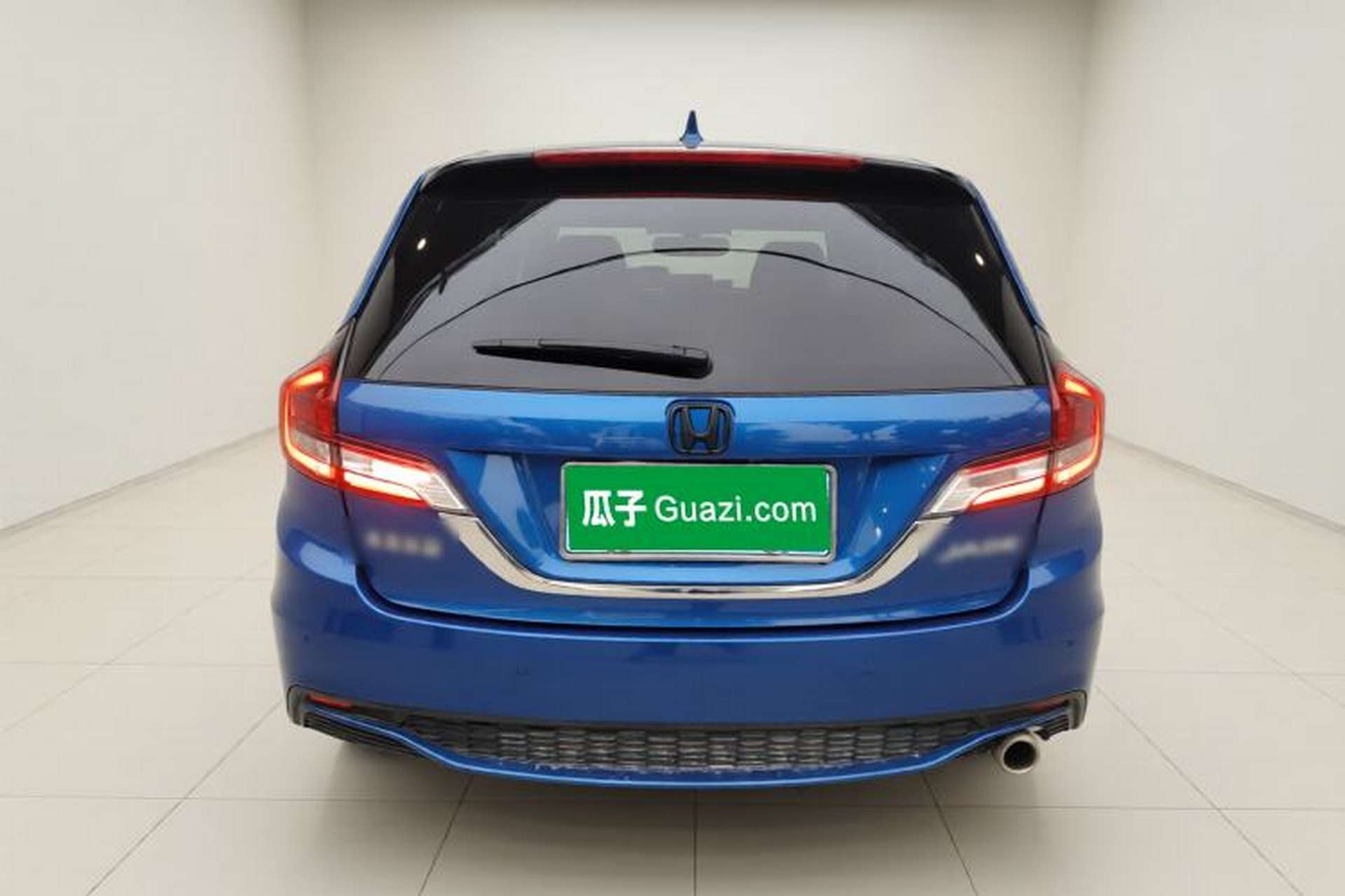 Used Honda Jade 2017 1.8L automatic Comfort version 5 seats Rear