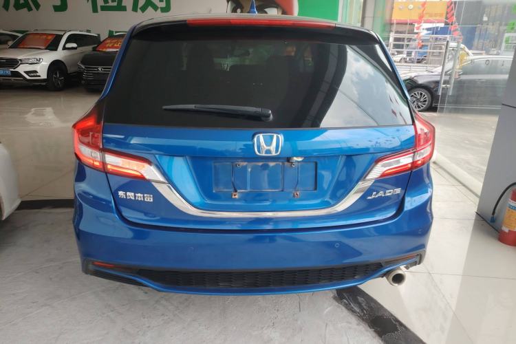Used Honda Jade 2017 1.8L automatic Comfort version 5 seats Rear