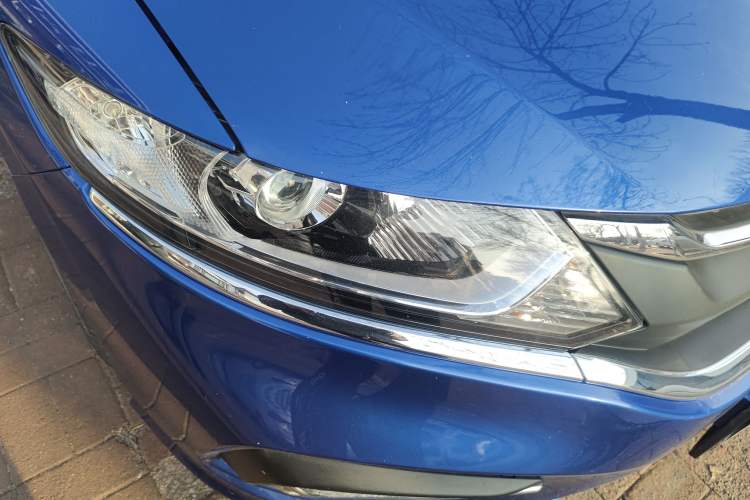 Used Honda Jade 2017 1.8L automatic Comfort version 5 seats Right Front Headlight