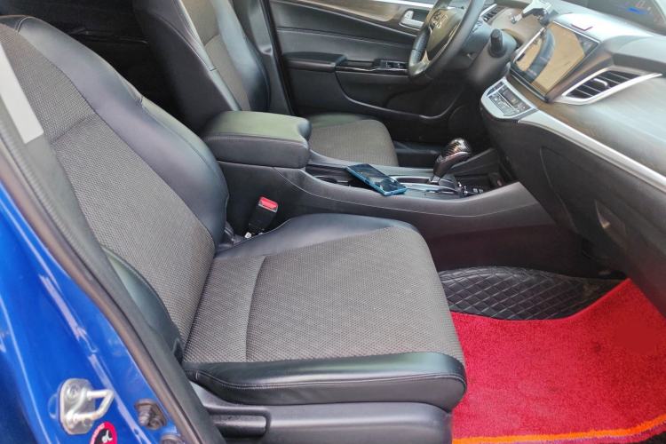 Used Honda Jade 2017 1.8L automatic Comfort version 5 seats Right Front Seat