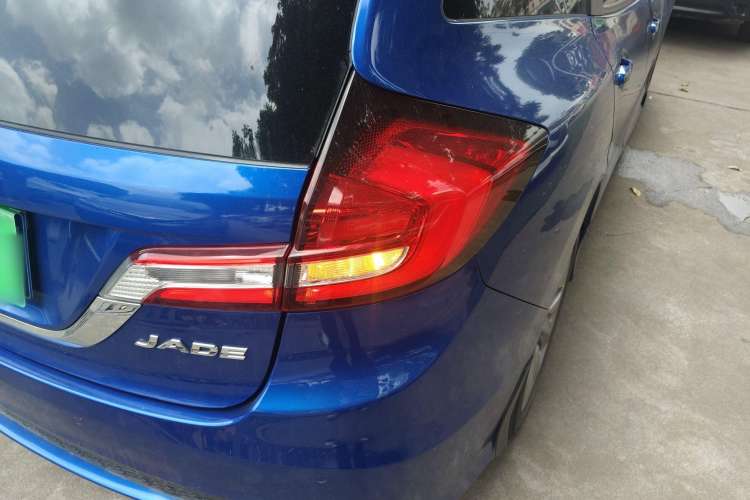 Used Honda Jade 2017 1.8L automatic Comfort version 5 seats Right Rear Taillight