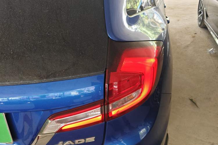 Used Honda Jade 2017 1.8L automatic Comfort version 5 seats Right Rear Taillight