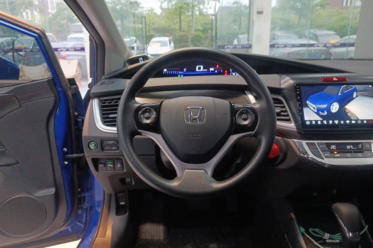 Used Honda Jade 2017 1.8L automatic Comfort version 5 seats Steering Wheel