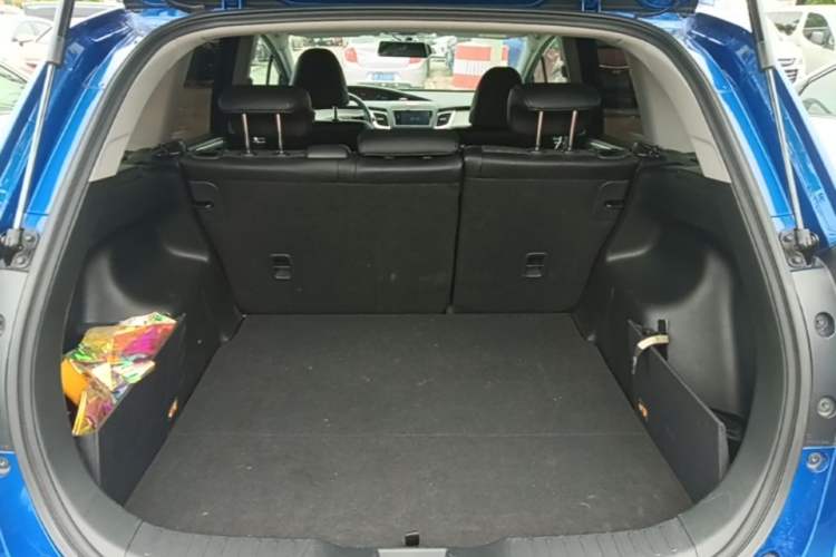 Used Honda Jade 2017 1.8L automatic Comfort version 5 seats Trunk