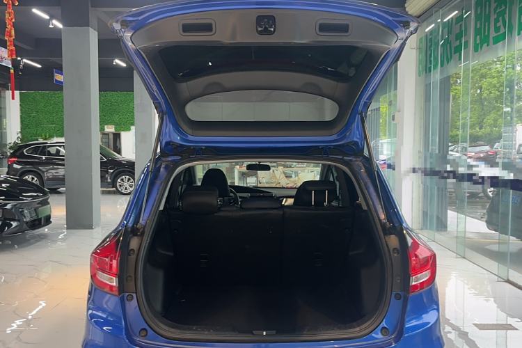 Used Honda Jade 2017 1.8L automatic Comfort version 5 seats Trunk
