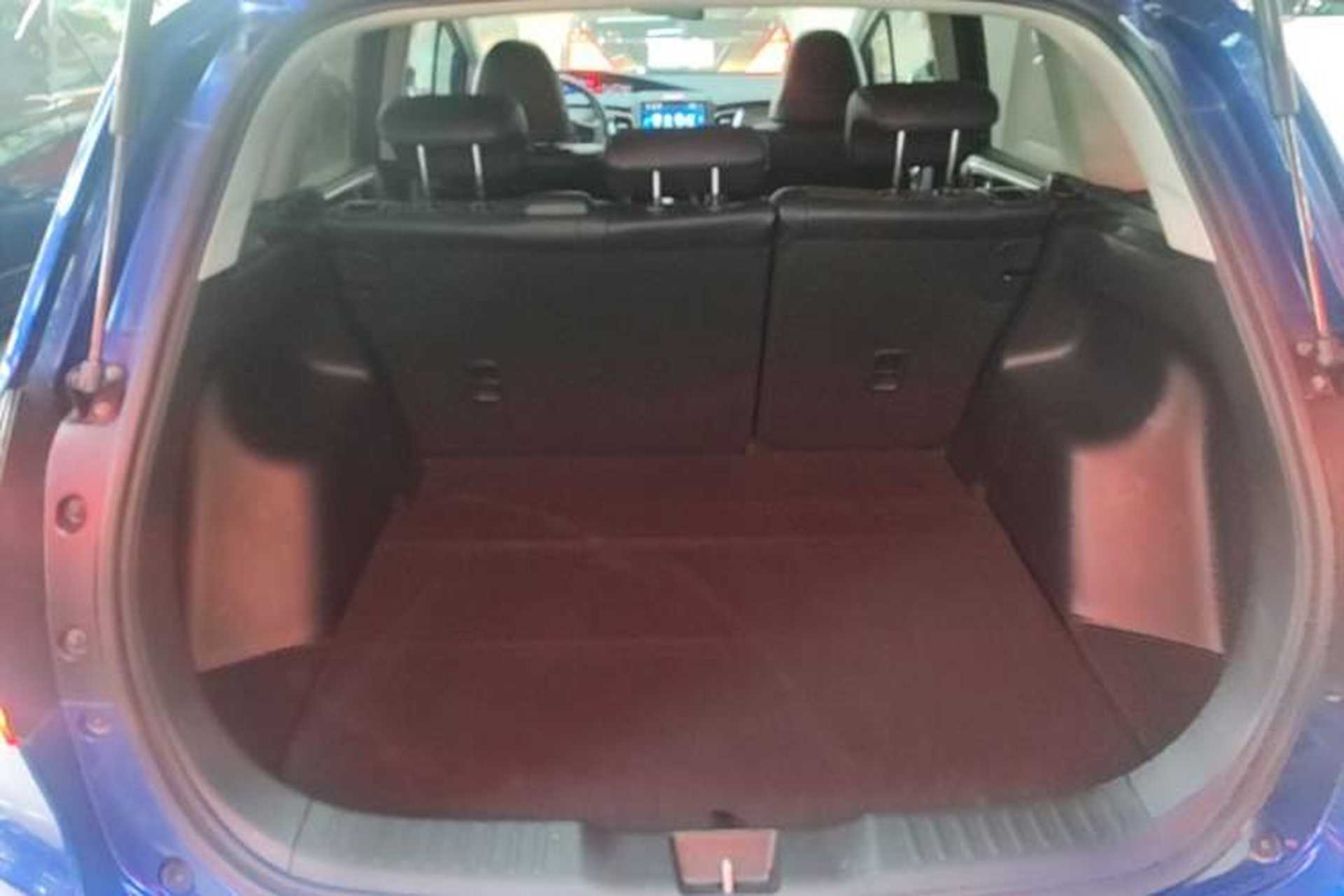 Used Honda Jade 2017 1.8L automatic Comfort version 5 seats Trunk