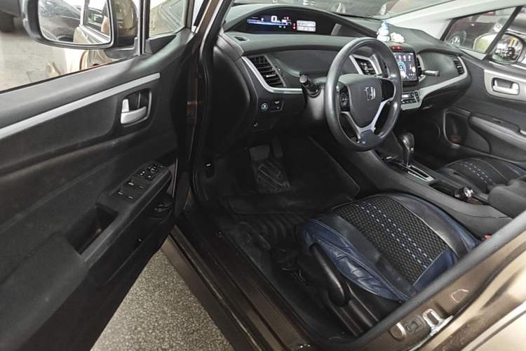 Used Honda Jade 2017 1.8L Automatic Classic Edition 5 seats Driver Seat