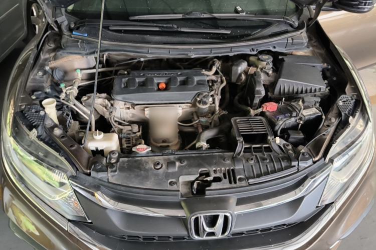 Used Honda Jade 2017 1.8L automatic Comfort version 5 seats Engine Bay