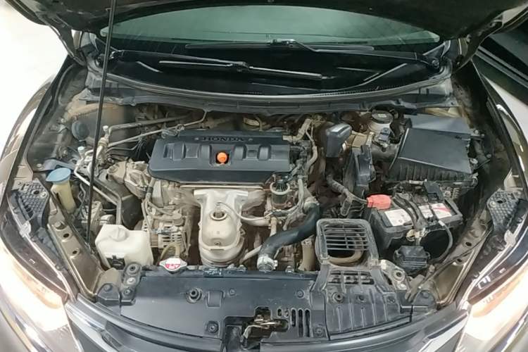 Used Honda Jade 2017 1.8L Automatic Classic Edition 5 seats Engine Bay