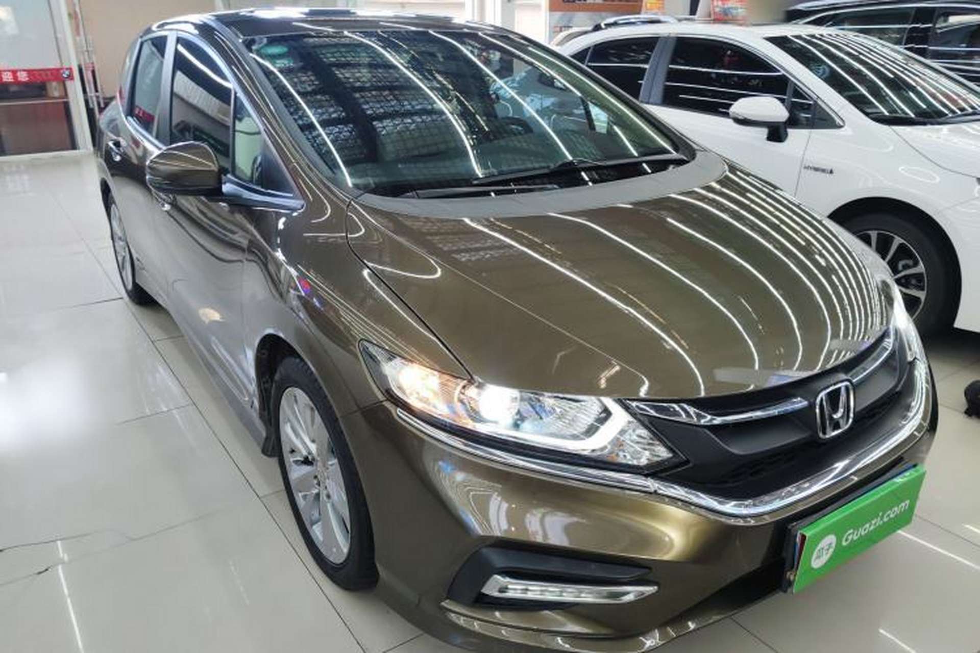 Used Honda Jade 2017 1.8L automatic Comfort version 5 seats Exterior 1