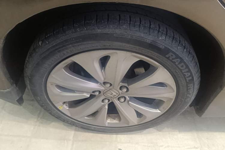 Used Honda Jade 2017 1.8L Automatic Classic Edition 5 seats Exterior 3