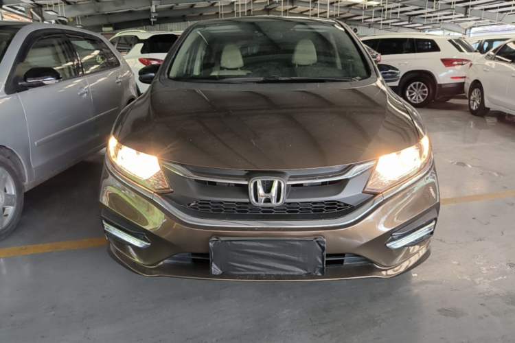 Used Honda Jade 2017 1.8L automatic Comfort version 5 seats Front