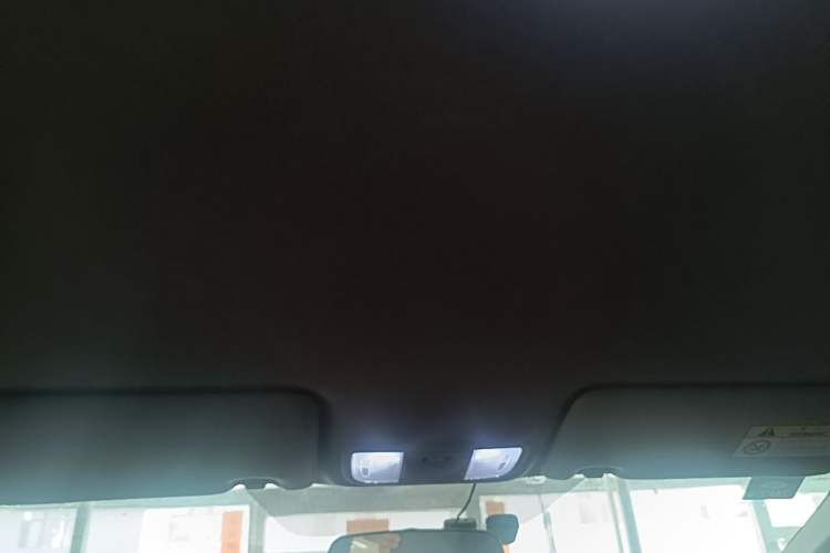 Used Honda Jade 2017 1.8L Automatic Classic Edition 5 seats Headliner