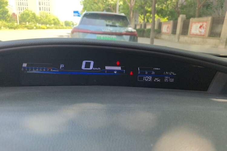 Used Honda Jade 2017 1.8L automatic Comfort version 5 seats Instrument Cluster