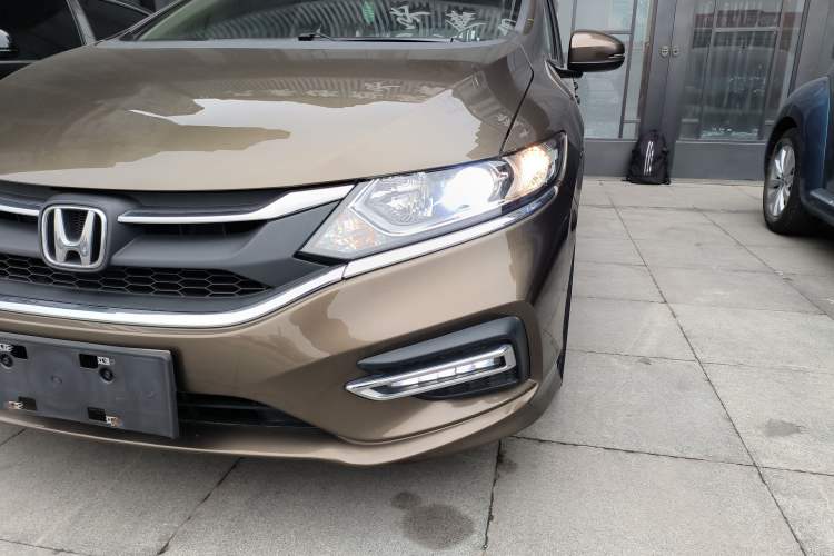 Used Honda Jade 2017 1.8L automatic Comfort version 5 seats Left Front Headlight