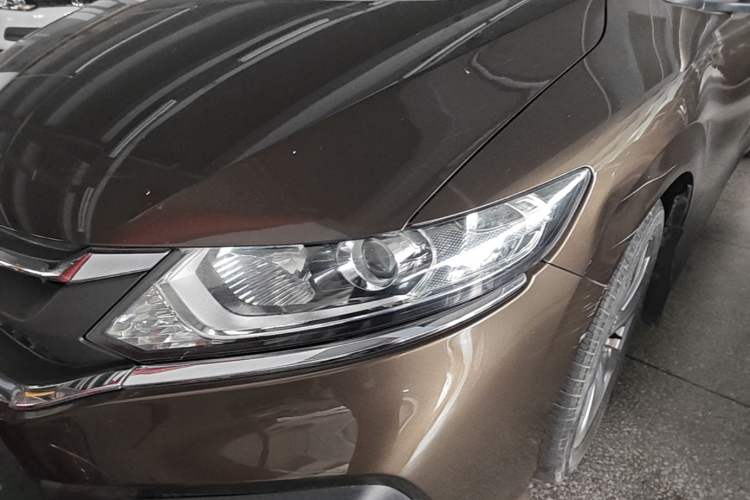 Used Honda Jade 2017 1.8L Automatic Classic Edition 5 seats Left Front Headlight