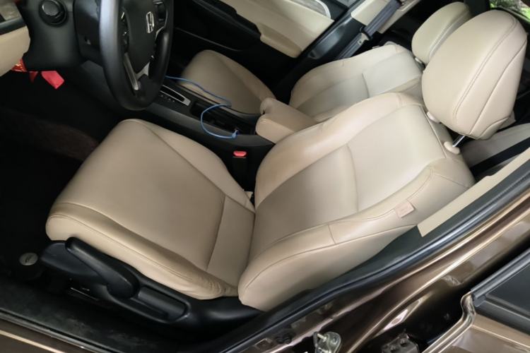 Used Honda Jade 2017 1.8L automatic Comfort version 5 seats Left Front Seat