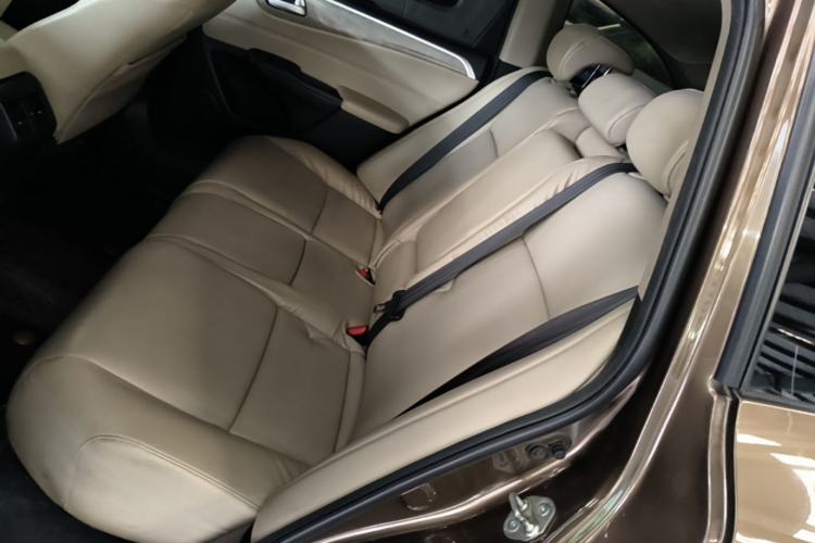 Used Honda Jade 2017 1.8L automatic Comfort version 5 seats Left Rear Seat