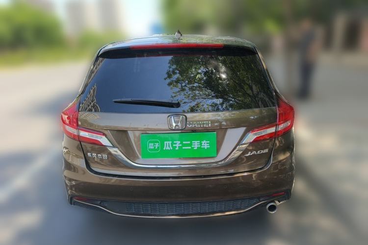 Used Honda Jade 2017 1.8L automatic Comfort version 5 seats Rear