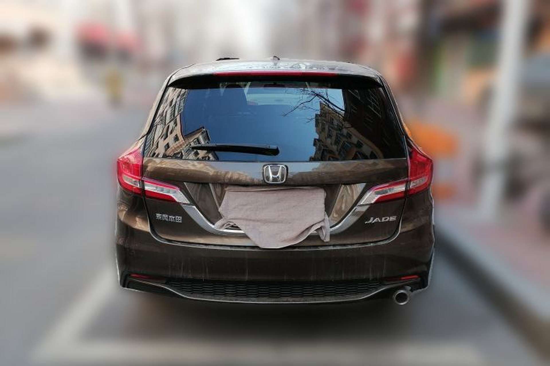 Used Honda Jade 2017 1.8L automatic Comfort version 5 seats Rear