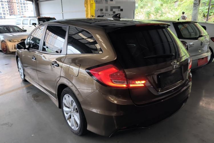 Used Honda Jade 2017 1.8L automatic Comfort version 5 seats Rear Left 45 Deg