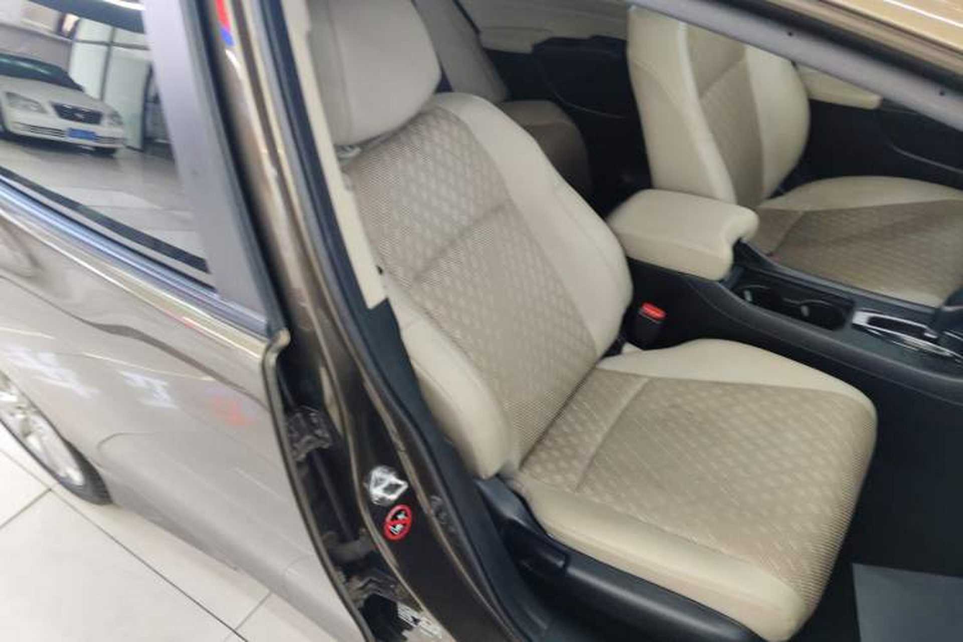 Used Honda Jade 2017 1.8L automatic Comfort version 5 seats Right Front Seat