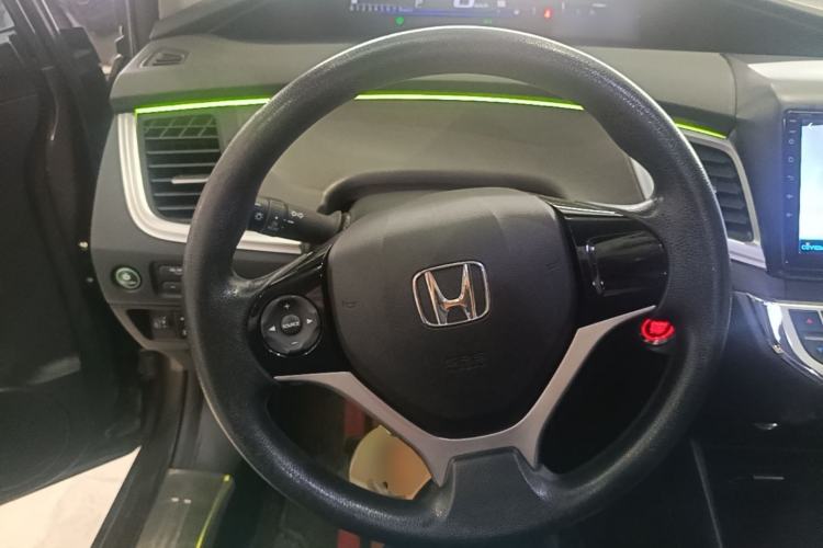 Used Honda Jade 2017 1.8L Automatic Classic Edition 5 seats Steering Wheel