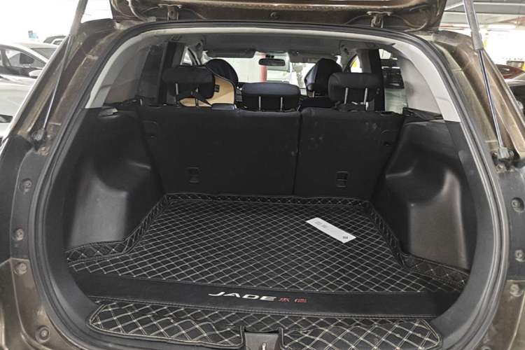 Used Honda Jade 2017 1.8L Automatic Classic Edition 5 seats Trunk