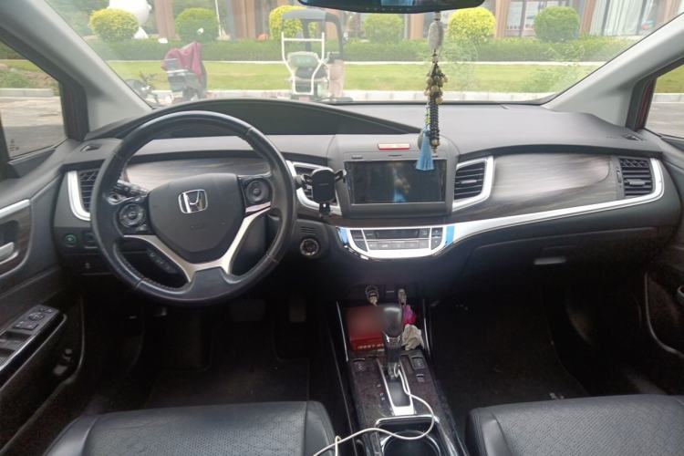 Used Honda Jade 2017 210 TURBO CVT Luxury Edition 5 Seats Center Console