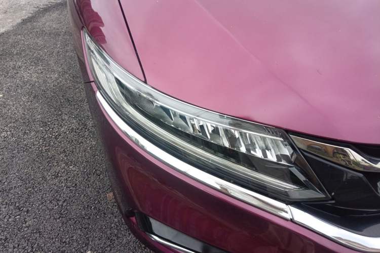Used Honda Jade 2017 210 TURBO CVT Luxury Edition 5 Seats Right Front Headlight