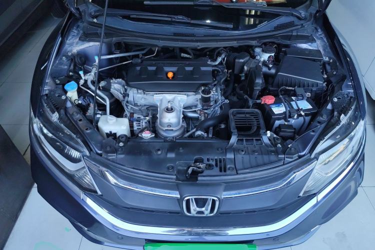 Used Honda Jade 2017 1.8L automatic Comfort version 5 seats Engine Bay