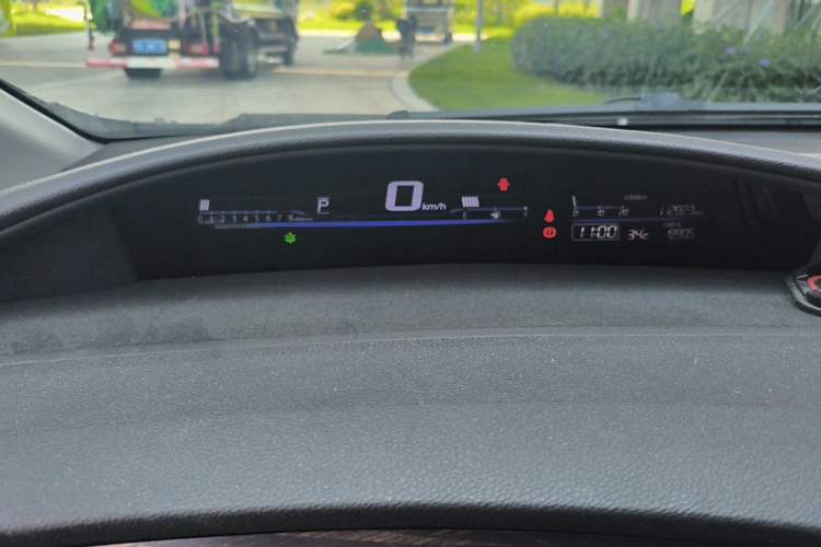 Used Honda Jade 2017 1.8L automatic Comfort version 5 seats Instrument Cluster