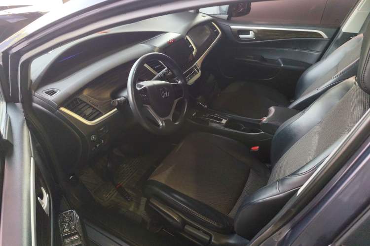 Used Honda Jade 2017 1.8L automatic Comfort version 5 seats Left Front Seat
