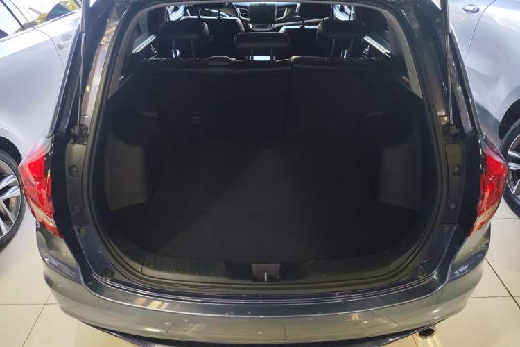 Used Honda Jade 2017 1.8L automatic Comfort version 5 seats Trunk