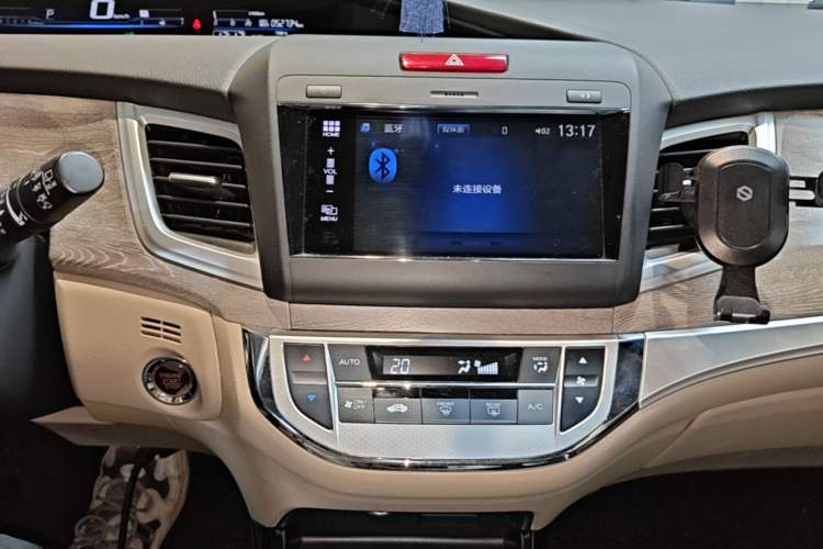 Used Honda Jade 2017 210 TURBO CVT Luxury Edition 5 Seats Audio And AC Panel