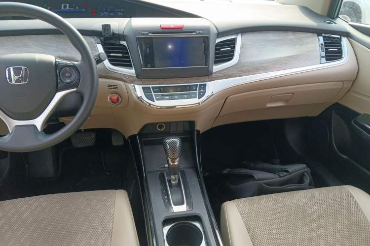 Used Honda Jade 2017 210TURBO CVT Fashion Edition 5-seater Audio And AC Panel