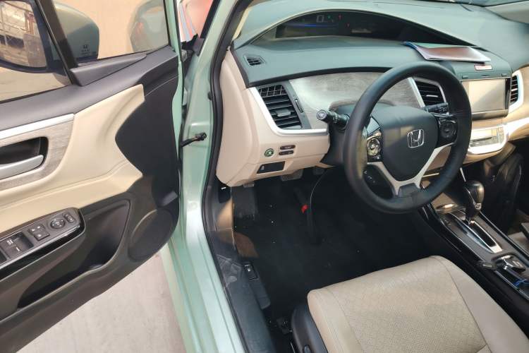 Used Honda Jade 2017 210 TURBO CVT Luxury Edition 5 Seats Driver Seat