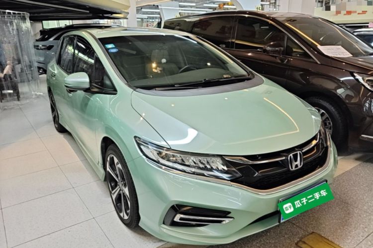 Used Honda Jade 2017 210 TURBO CVT Luxury Edition 5 Seats Front Right 45 Deg