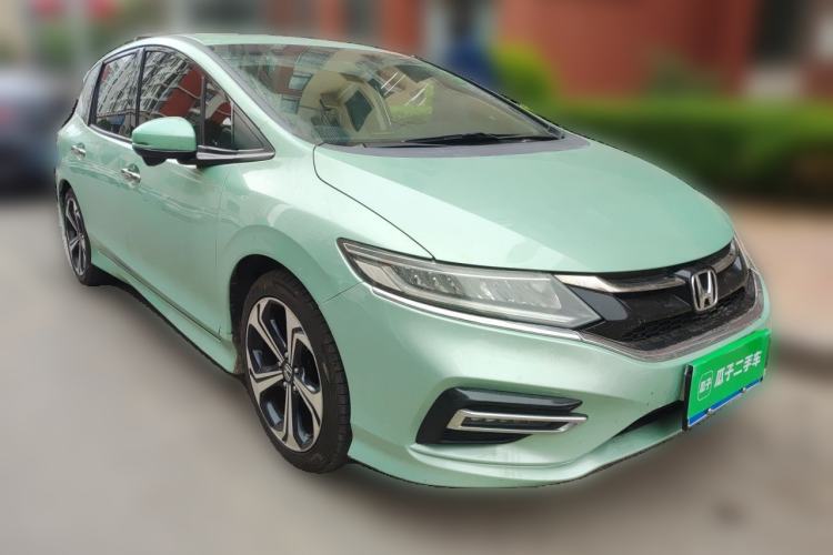 Used Honda Jade 2017 210 TURBO CVT Luxury Edition 5 Seats Front Right 45 Deg